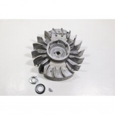 Genuine Flywheel Partner 465 495 545 605 chainsaw 530031955