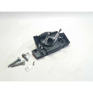 Genuine Carburetor Holder Dolmar PS33 PS330 PS340 PS341 PS39 chainsaw 028118272 1