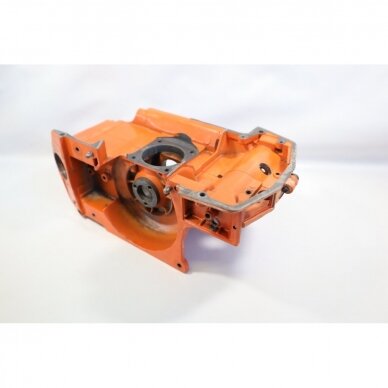 Genuine Crankcase Husqvarna 242 246 42 238 chainsaw 501620502 1