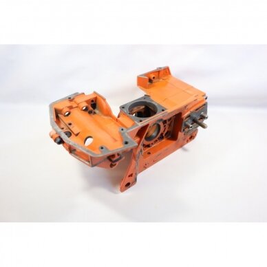 Genuine Crankcase Husqvarna 242 246 42 238 chainsaw 501620502 2