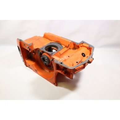 Genuine Crankcase Husqvarna 242 246 42 238 chainsaw 501620502 1