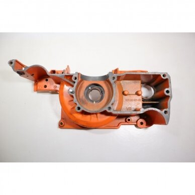 Genuine Crankcase Husqvarna 242 246 42 238 chainsaw 501620502 7