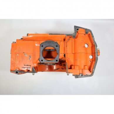 Genuine Crankcase Husqvarna 242 246 42 238 chainsaw 501620502 5