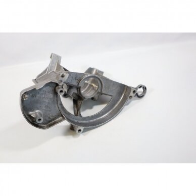 Genuine Crankcase Husqvarna 325Cx 322R 322C 323R 323C 326RX Jonsered GT2125 trimmer 537041101 2