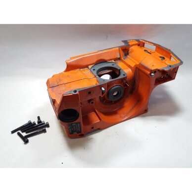 Genuine Crankcase Husqvarna 42 242 246 chainsaw 501620502