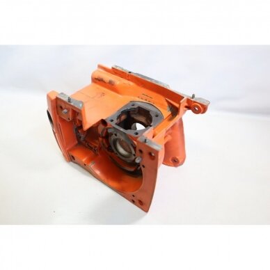 Genuine Crankcase Husqvarna 444 chainsaw 501661060 1