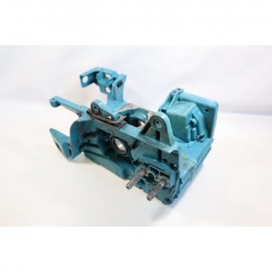 Genuine Crankcase Makita DCS520 chainsaw 027213453 3