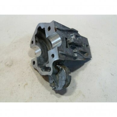 Genuine Crankcase Mcculloch MacCat 2.3 ci 38cc chainsaw 7