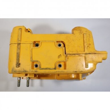 Genuine Crankcase McCULLOCH Partner 351 352 370 371 382 390 391 401 420 421 422 chainsaw 530058733 7