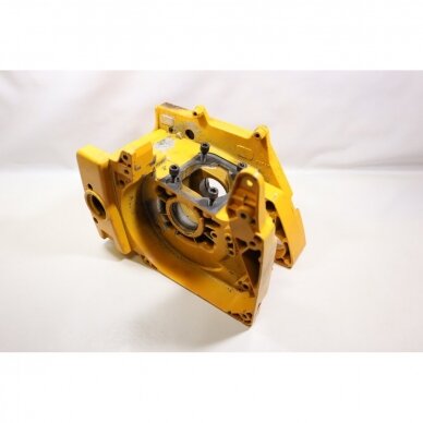 Genuine Crankcase Partner 465 495 545 chainsaw 530014748 1