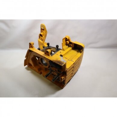 Genuine Crankcase Partner 465 495 545 chainsaw 530014748 3