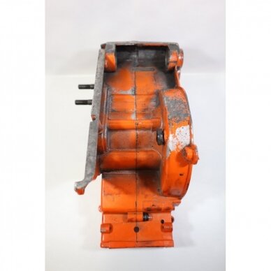 Genuine Crankcase Tanaka ECV4501 chainsaw  0720406690 5