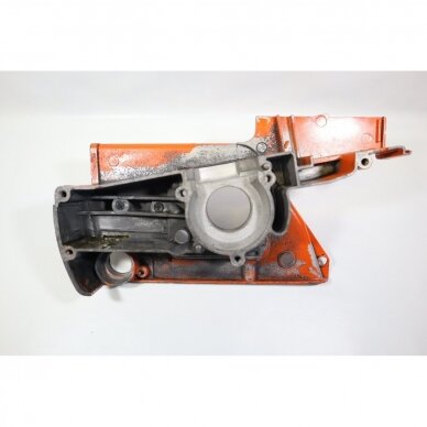 Genuine Crankcase Tanaka ECV4501 chainsaw  0720406690 6