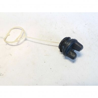 Genuine Oil Tank Cap Oleo Mac 935 chainsaw 093500421